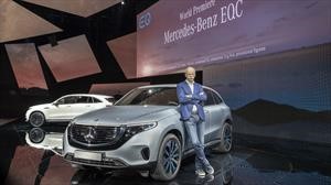 Cambio de aire: Dieter Zetsche ya no es el CEO de Daimler AG