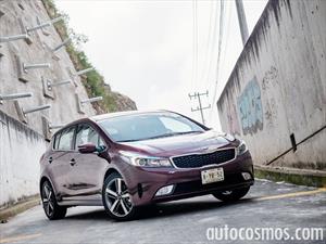 KIA Forte Hatchback 2017 se presenta