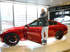 Kia K900 King James Edition es subastado