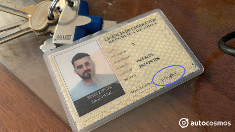 Gobierno promulga ley que prorroga las licencias de conducir hasta el 2022