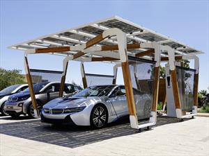 BMW crea un sofisticado estacionamiento con celdas solares