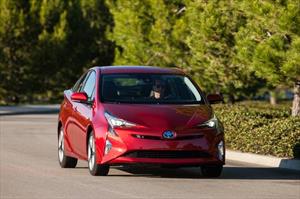 El Toyota Prius 2016 ya está en Chile por $ 27.590.000