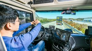 Hyundai presenta sus camiones cargados de ayudas para la conducción