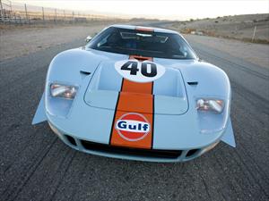 Ford GT40 rompe récord en Peeble Beach