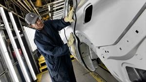 Tres grandes grupos automotrices podrían suspender la producción de autos en Estados Unidos