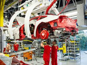 Trabajadores de Ferrari obtendrán bono de $5,500 dólares