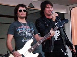 Patronelli rockea, literalmente, en el Dakar