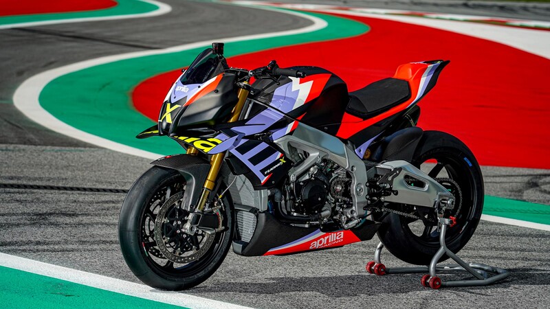 Aprilia Tuono V4 X se presenta