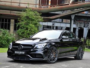 Mercedes-AMG C63 S por Brabus, intimidante