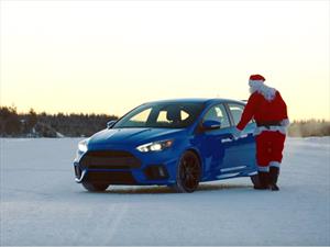 Snowkhana 4 te desea Feliz Navidad con drifting 
