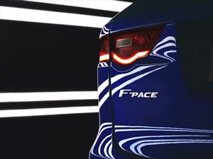 Jaguar F-PACE, llega la versión definitiva del C-X17 Concept