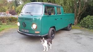Una VW Kombi con motor Tesla: in your face Cybertruck