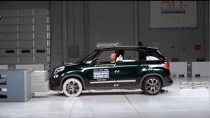 FIAT 500L 2014 gana Top Safety Pick + del IIHS