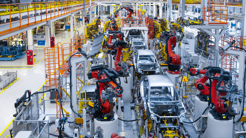 La producción automotriz global se complica por falta de chips