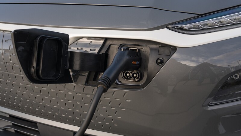 Los autos eléctricos con la mayor lealtad de sus clientes en 2021