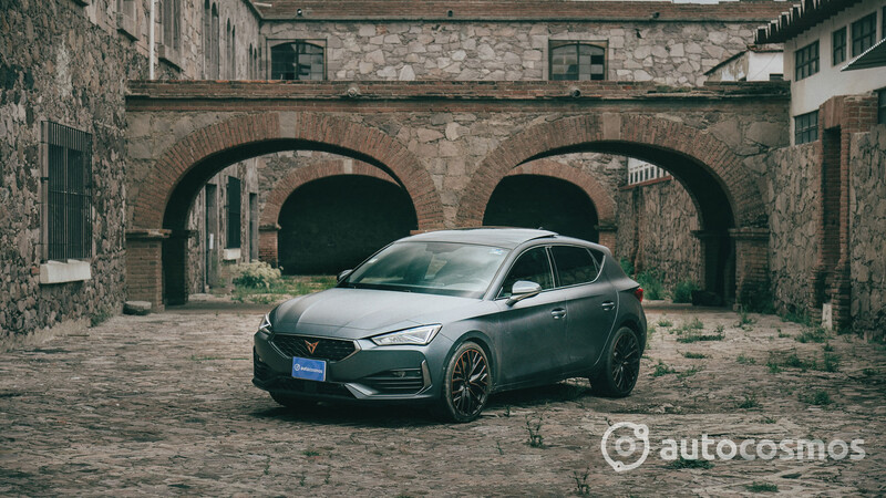 Manejamos el CUPRA León 2021