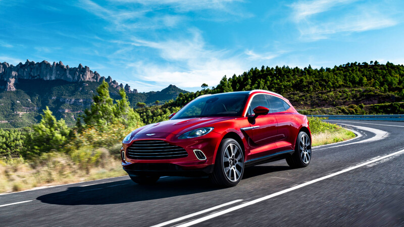 Llega a Chile el DBX, primer SUV de Aston Martin