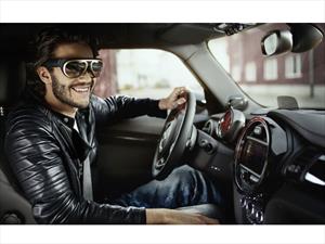 MINI presenta sus lentes de realidad aumentada