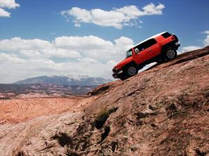 Toyota FJ Cruiser 2007-2013 es llamado a revisión