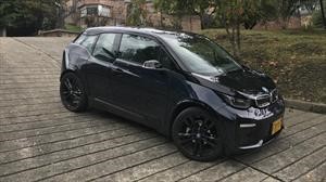 La vía Bogotá–Medellín tendrá punto de recarga para carros eléctricos