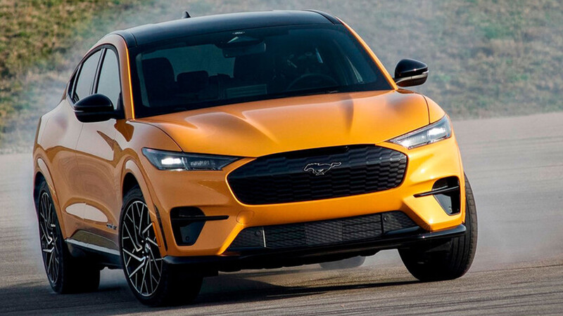 Ford Mustang Mach-E logra récord Guinnes de autonomía