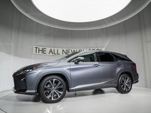 Lexus lanza en Chile la versión larga del SUV RX