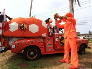 De California a Brasil en una pick-up Chevrolet de 1955