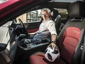 José Mourinho vuelve al colegio gracias a Jaguar