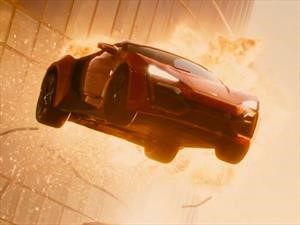 A veces los autos sí explotan como en las películas
