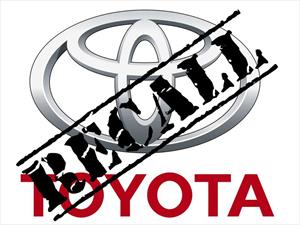 Recall de Toyota a 1.6 millones de vehículos en Japón