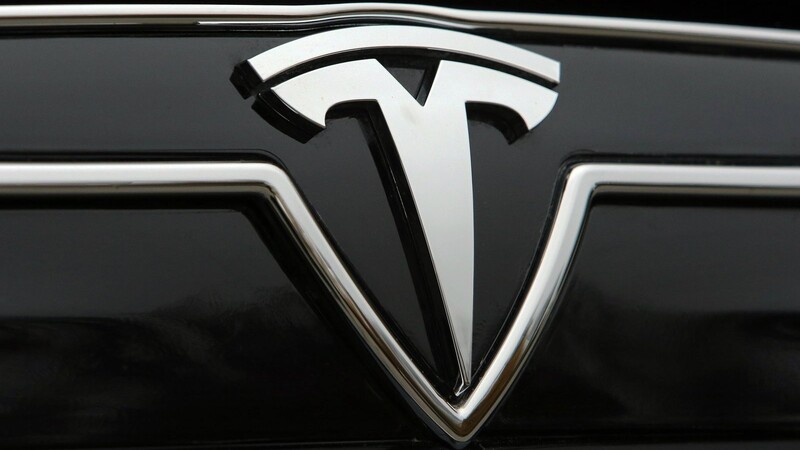 ¿Cuántos autos vendió Tesla en el mundo durante 2021?