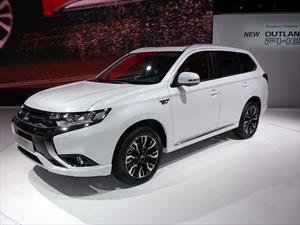 Mitsubishi Outlander PHEV 2016 ,ahora con mejor diseño y conducción