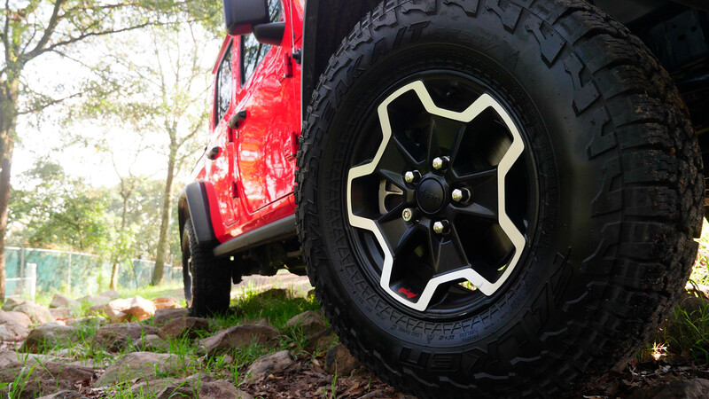 Mopar devela nuevas llantas para off road