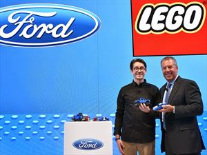 Ford Mustang y Lobo Raptor de LEGO, diversión sin límite