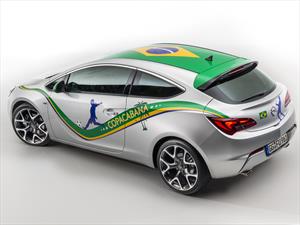 Opel Astra Copacabana, la fiebre mundialista hace de las suyas de nuevo
