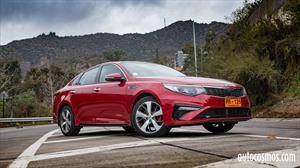 Test Drive Kia Optima GT 2019, saliendo del anonimato