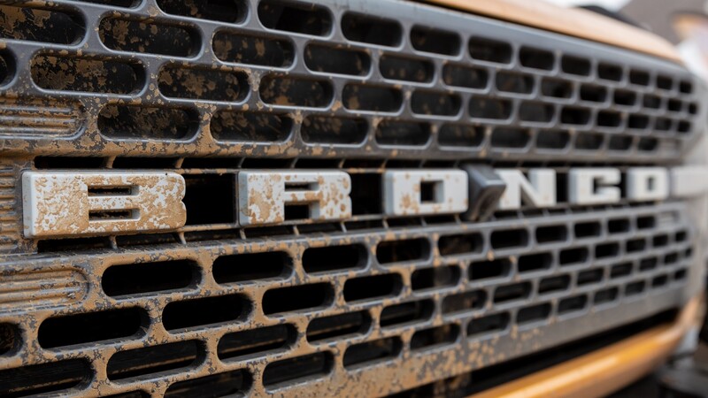 Ford Bronco tendrá versiones híbrida plug-in y totalmente eléctrica