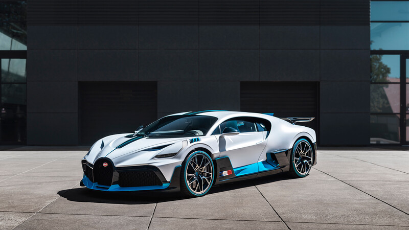 Bugatti empezó a entregar los primeros Divo