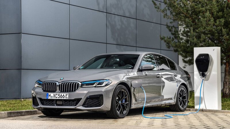 Un plug-in hybrid más: llega el BMW 545e xDrive