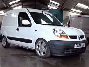 Dale más gasolina: Una Renault Kangoo con un corazón especial
