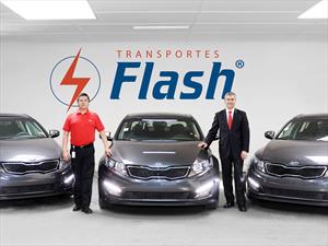 Transportes Nuevo Flash incorpora flota de Kia Optima híbridos