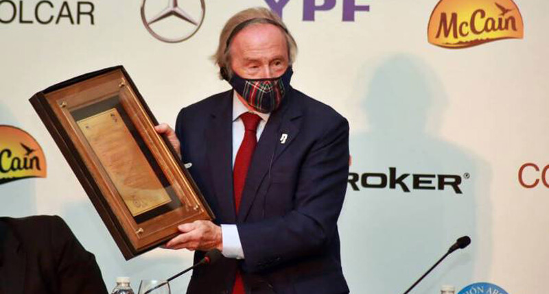 Jackie Stewart presenció el homenaje a Juan Manuel Fangio en Balcarce