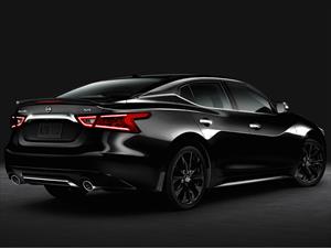 Nissan Maxima SR Midnight 2016, deportividad al máximo