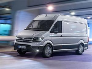 Mercedes-Benz Sprinter vs Volkswagen Crafter 2017, ¿cuál ganará?
