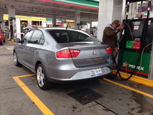 SEAT Toledo 1.4 TSI 2013 prueba de rendimiento en carretera
