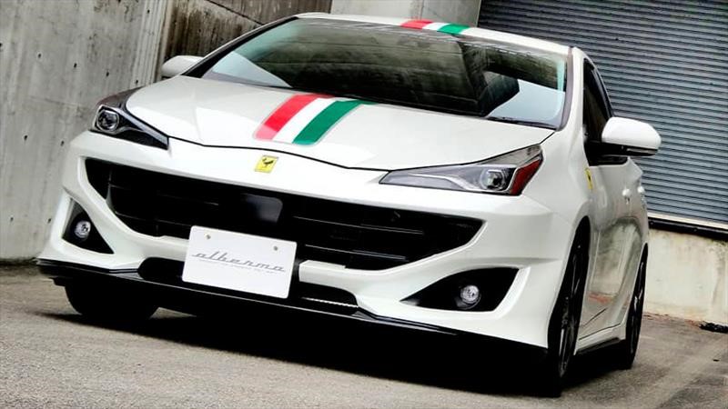 El Toyota Prius que nació con alma de Ferrari FF