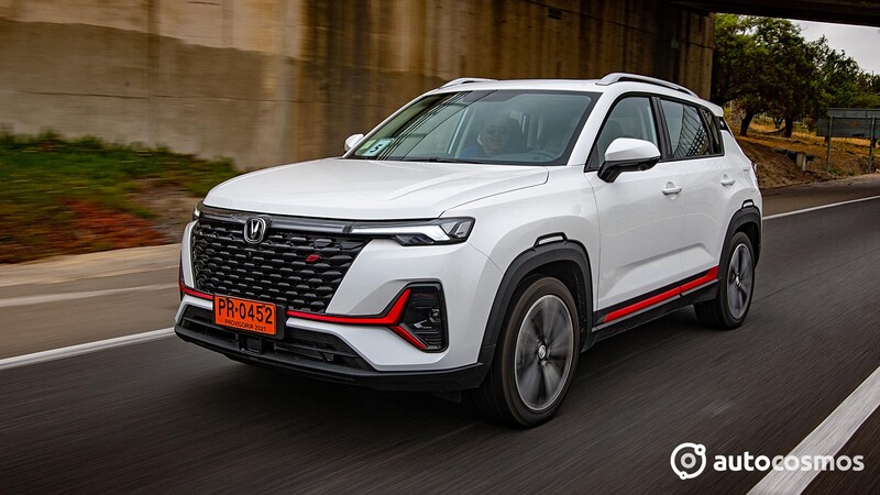 Changan CS35 Plus 2022, con look renovado y más equipamiento