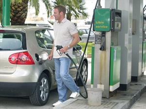 Top 10: Los autos que menos consumen gasolina -2016-