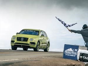 Bentley Bentayga es la SUV más rápida de Pikes Peak