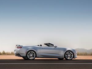 Chevrolet Camaro Six Convertible 2017, debuta en Chile a cielo descubierto